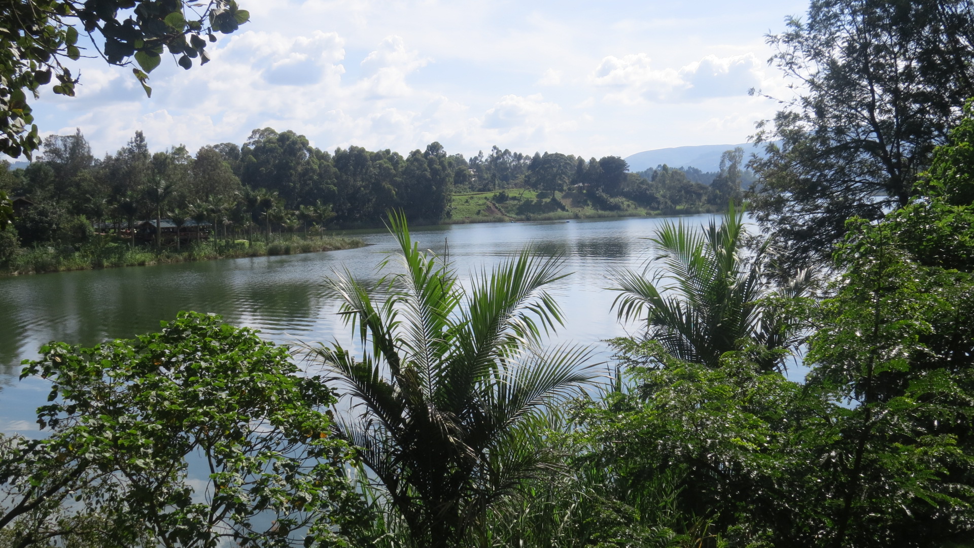 Get to know Lake Bunyonyi