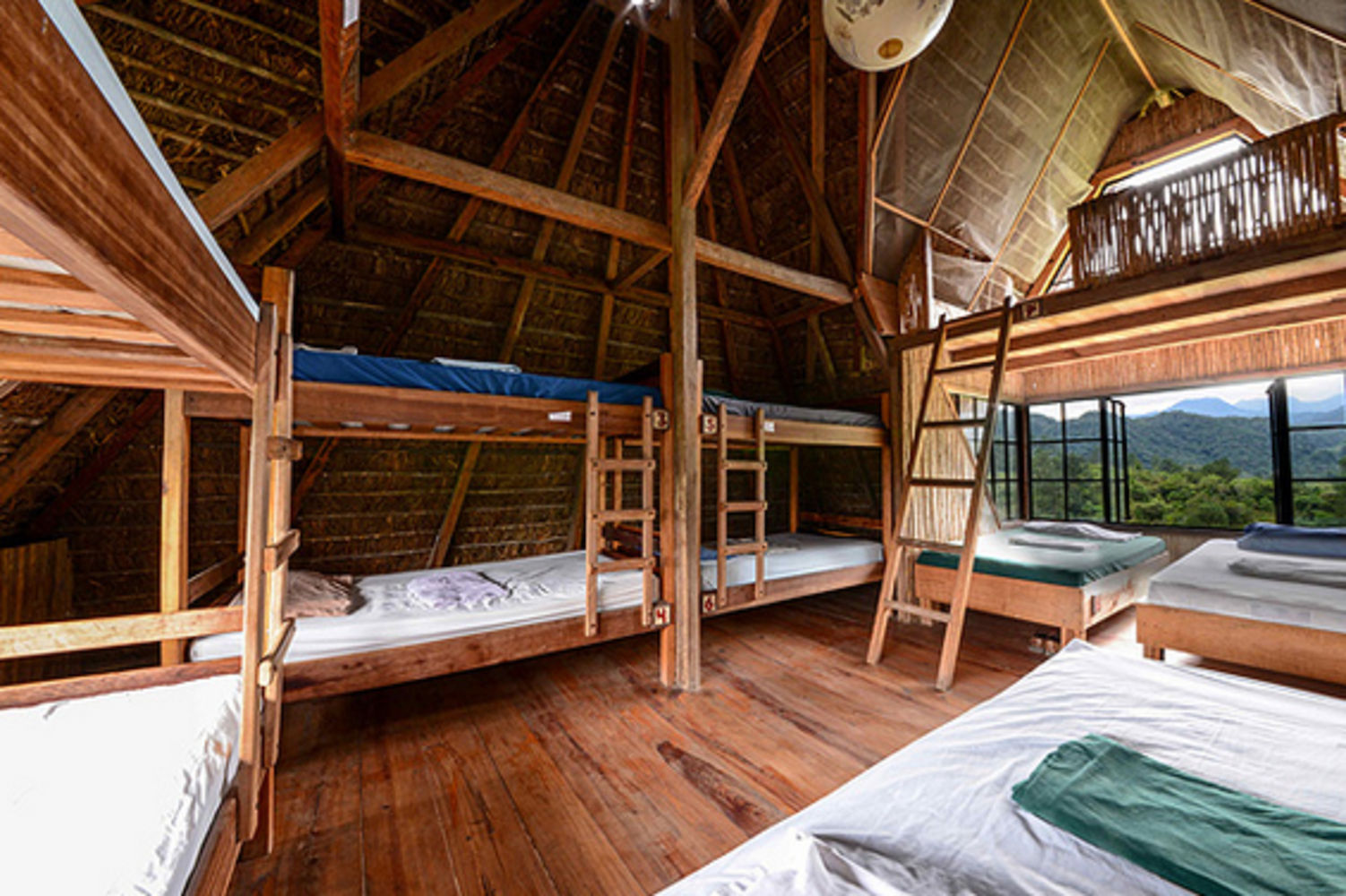 Zephyr Lodge, Lanquin