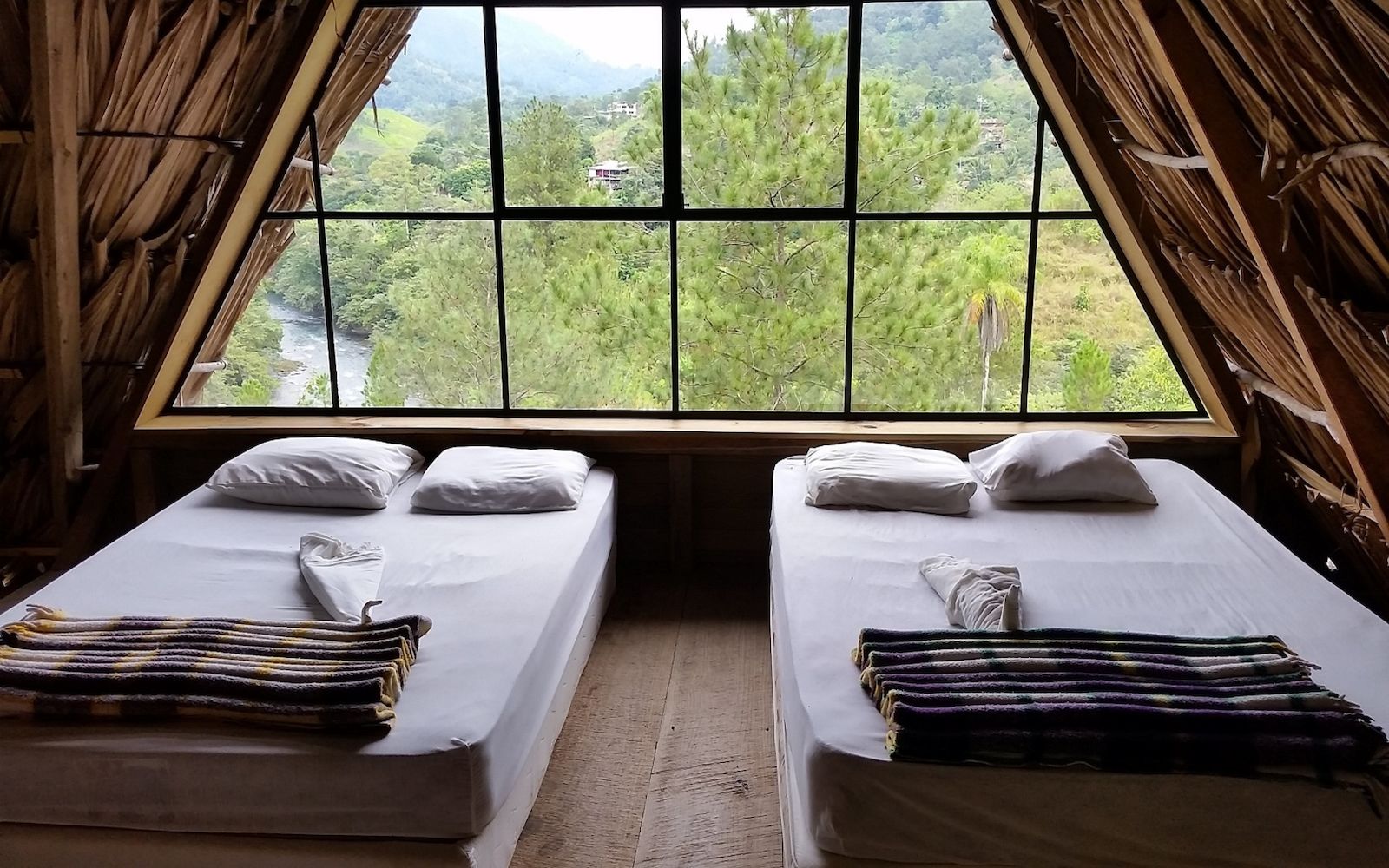 Zephyr Lodge, Lanquin