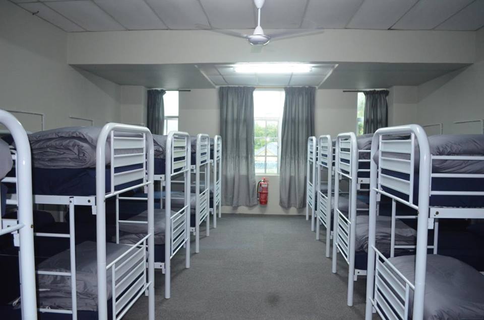 18 Beds Mixed Dormitory