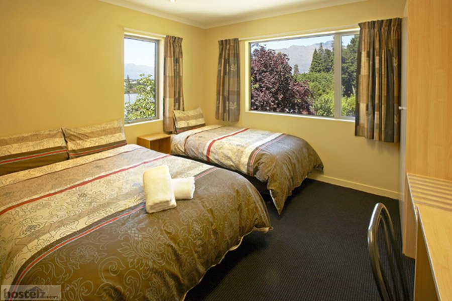 Pinewood Houses & Apartments, Queenstown