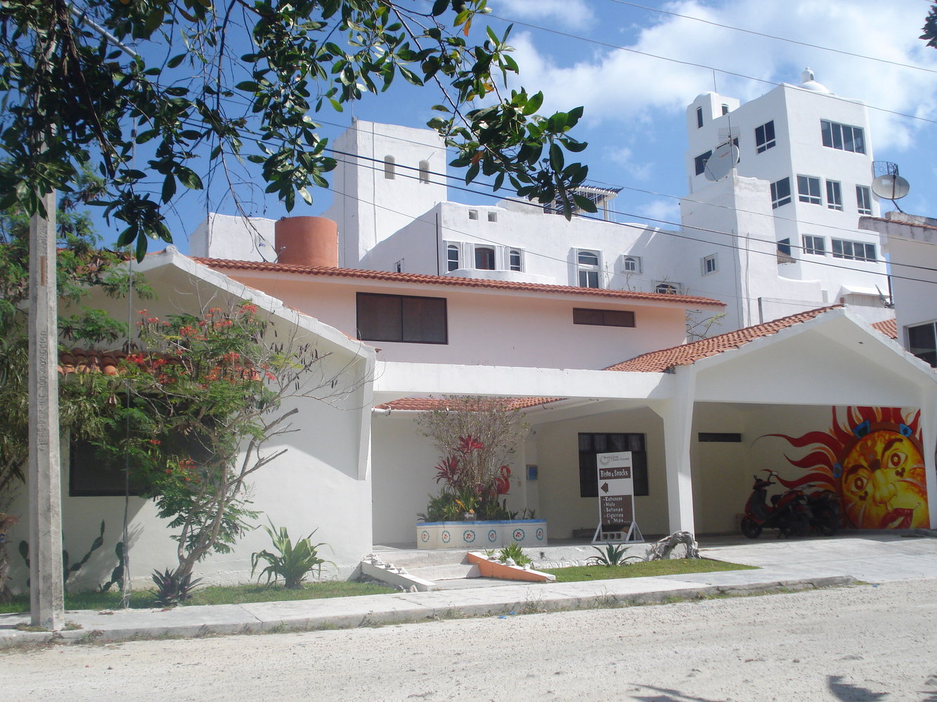 Beachouse Dive Hostel, Cozumel - 2023 Price & Reviews Compared