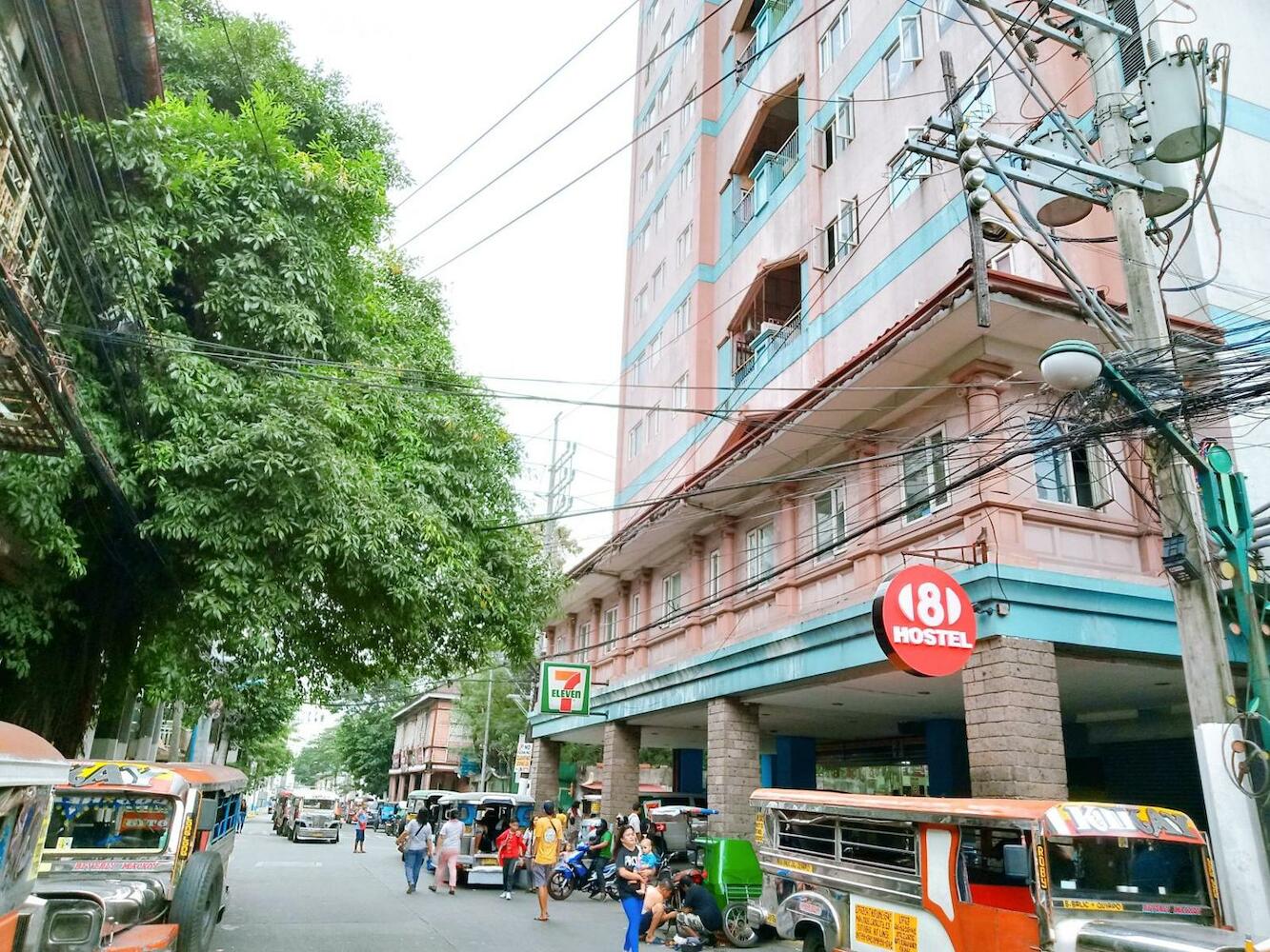 8Hostel, Manila