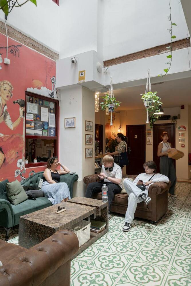 Home Youth Hostel Valencia by Feetup Hostels, Valencia