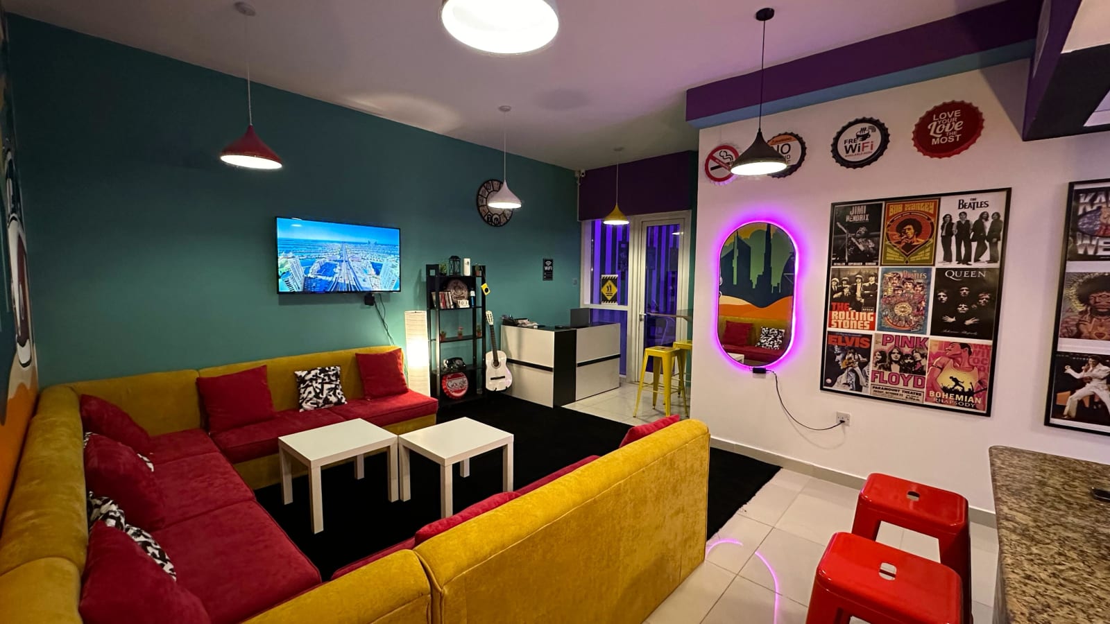 Papaya Backpackers Hostel, Dubai