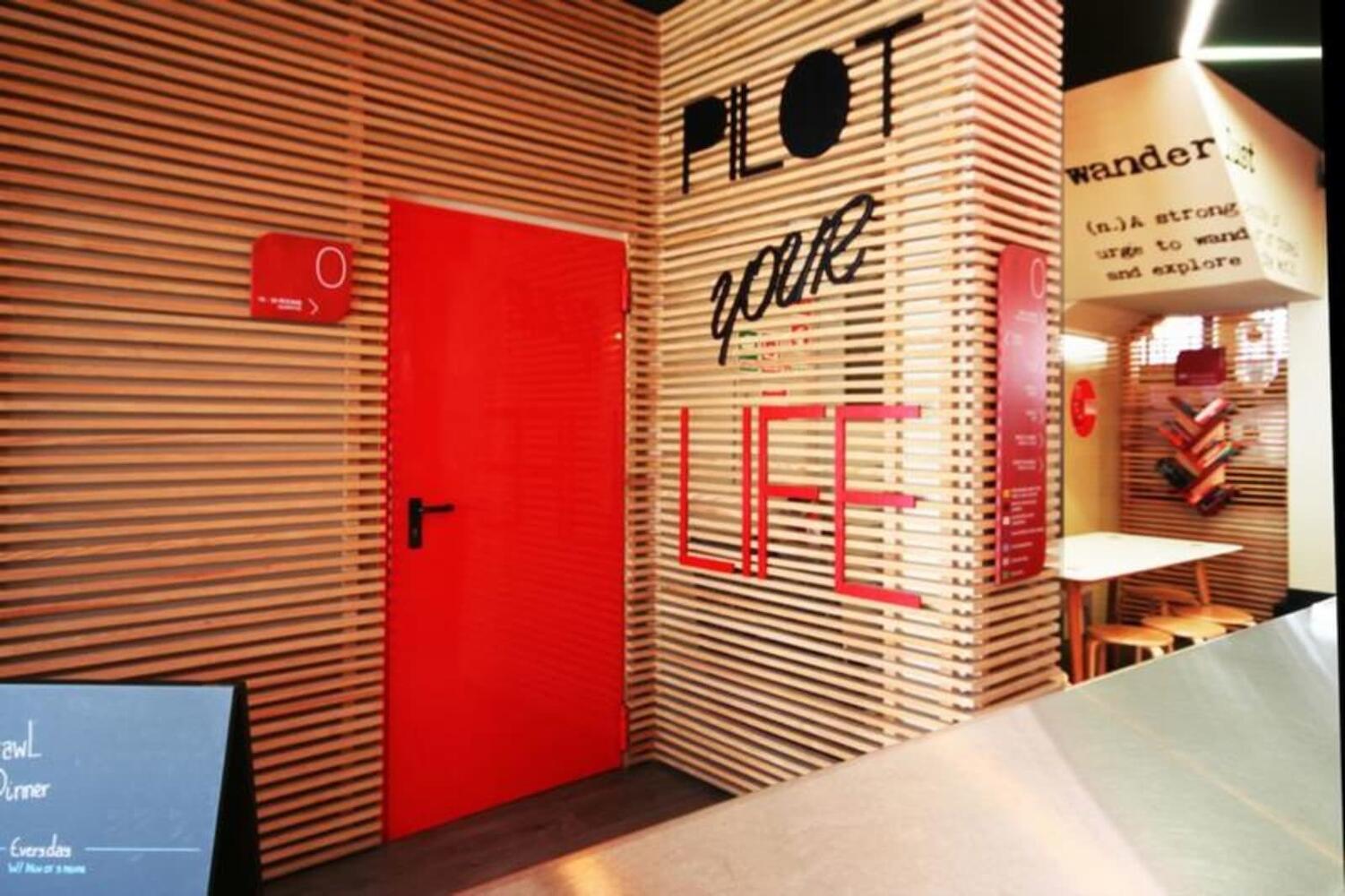 PILOT Design Hostel & Bar, Porto