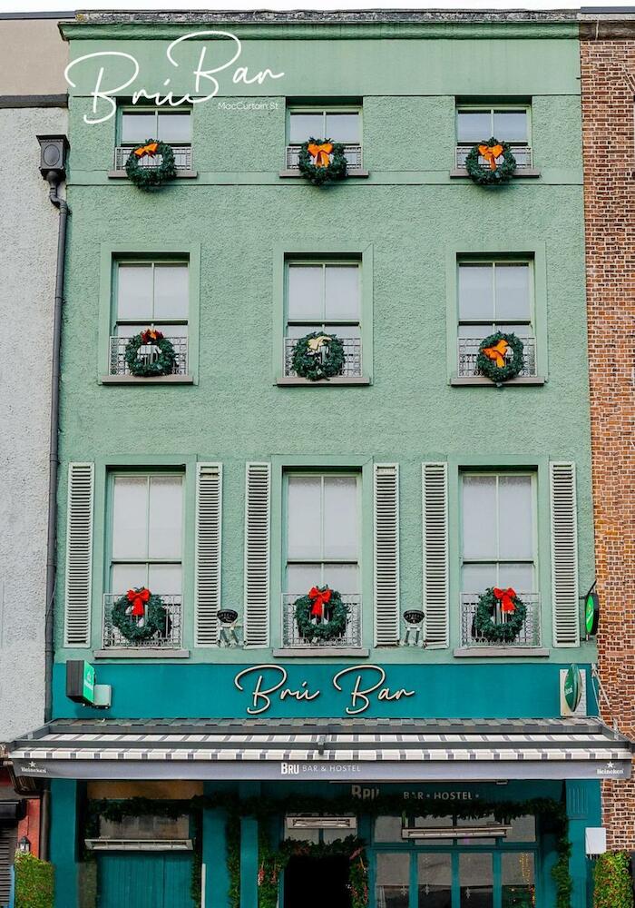 Bru Bar & Hostel, Cork