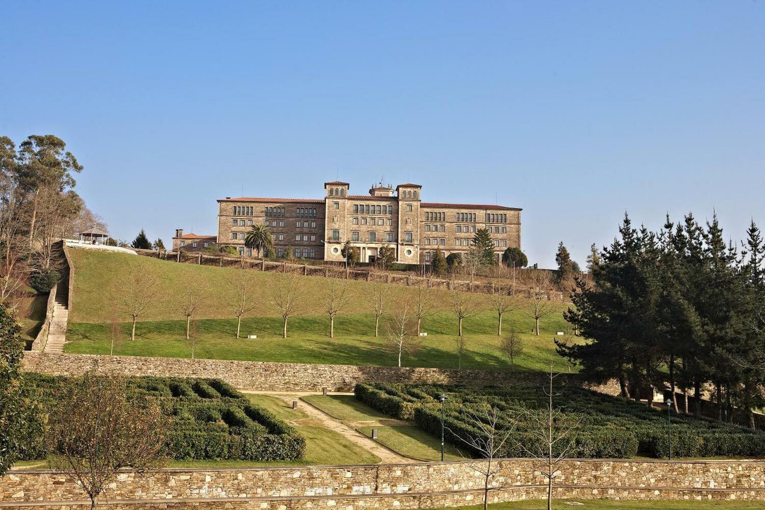 Albergue Seminario Menor, Santiago de Compostela