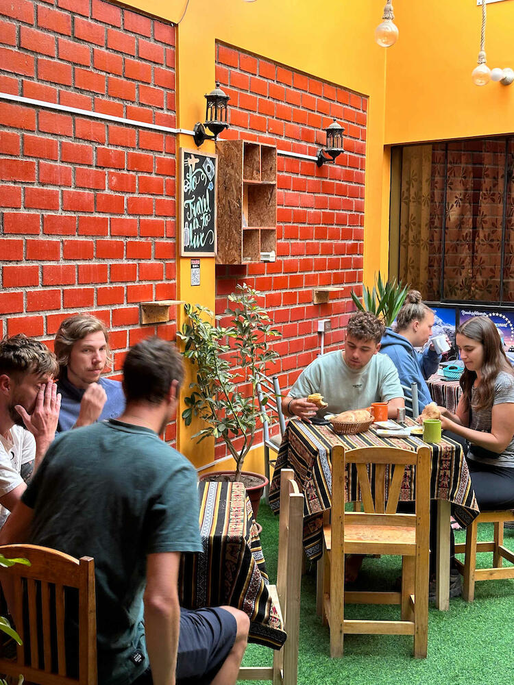 Makalu Lodge, Huaraz