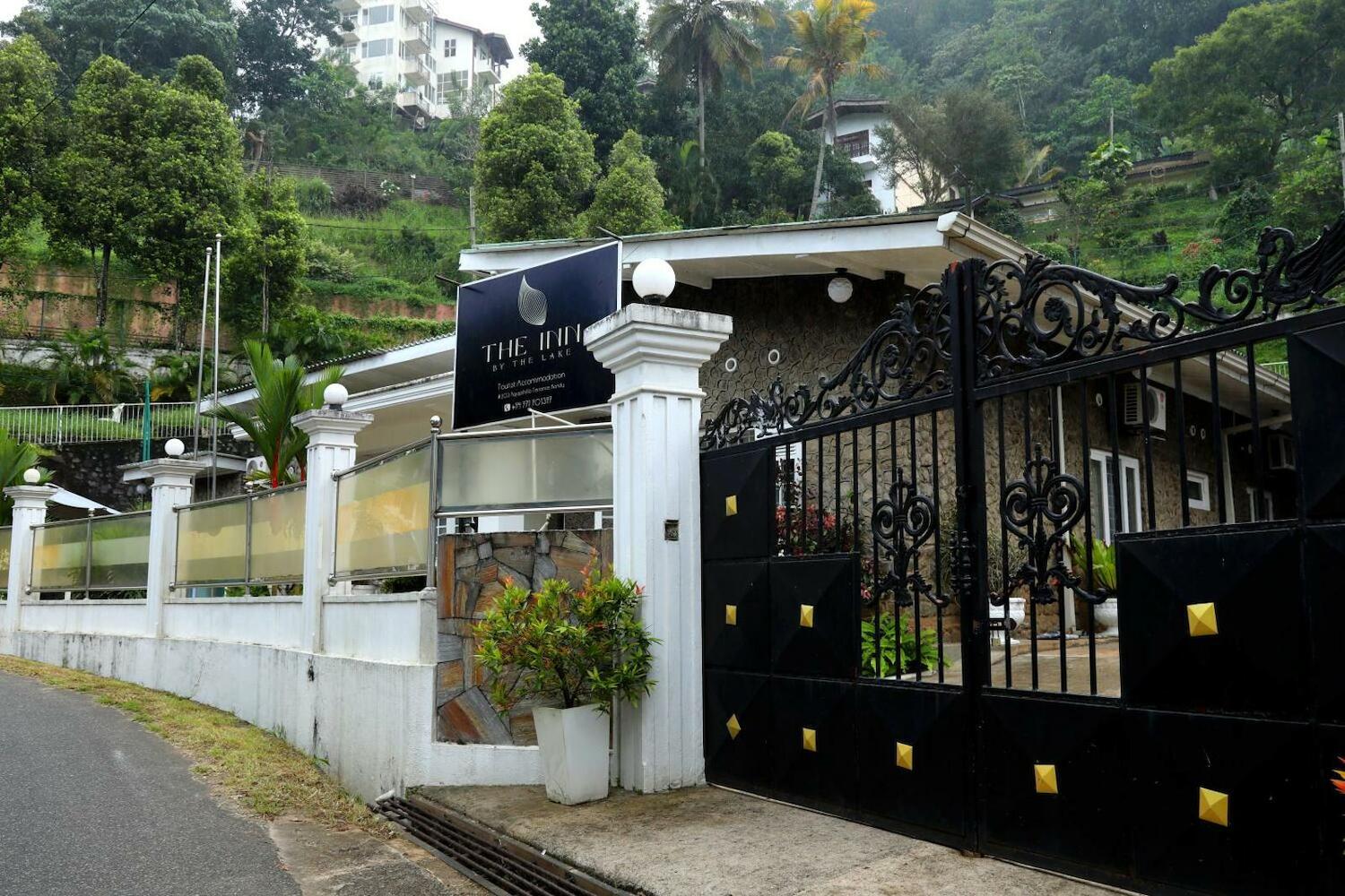 Funk Bunks - By The Lake, Kandy