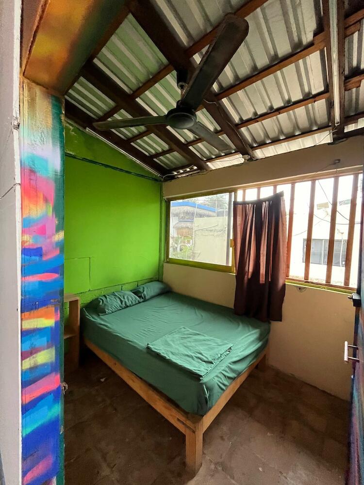 Pipeline Hostel, Puerto Escondido