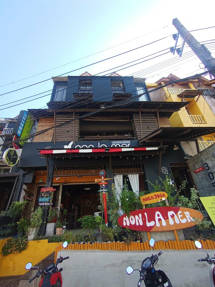 Non La Mer Hostel, Koh Lanta