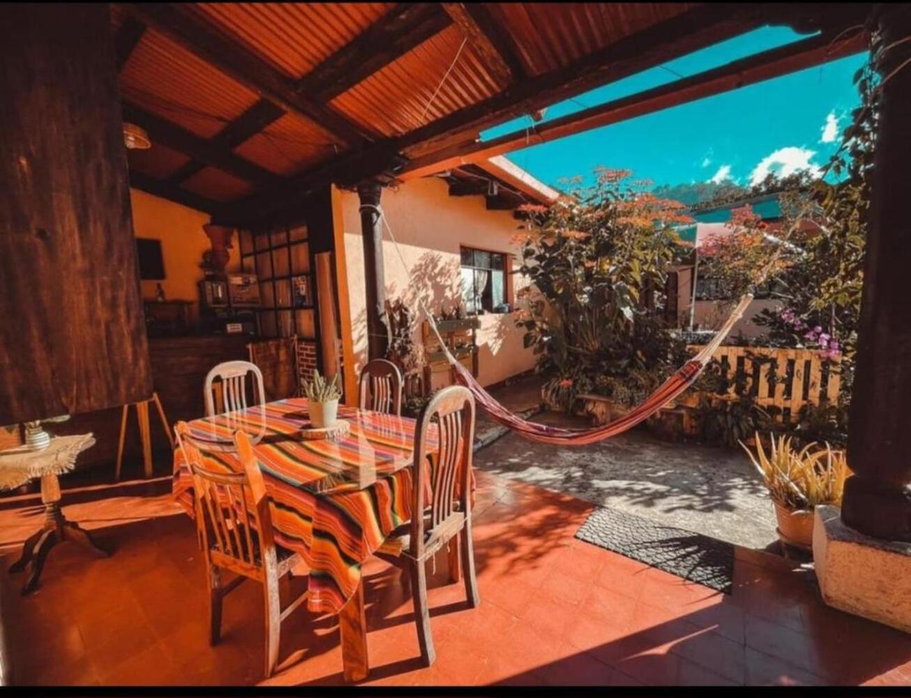 Hostal Morenos, La Antigua