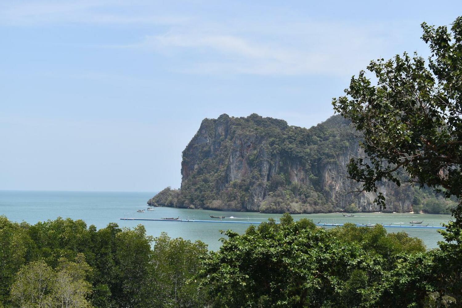 Blanco Hideout Railay, Railay Beach