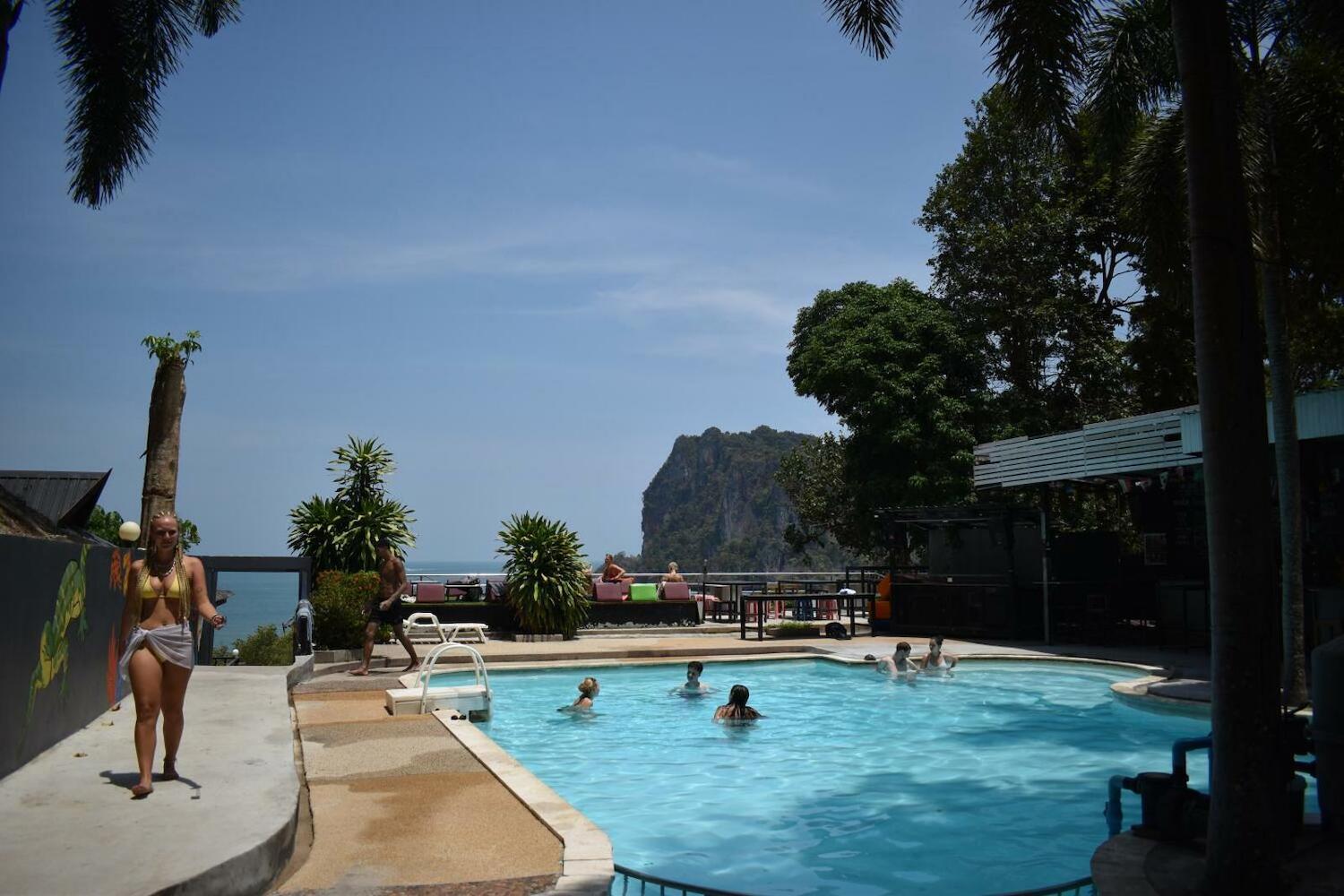 Blanco Hideout Railay, Railay Beach