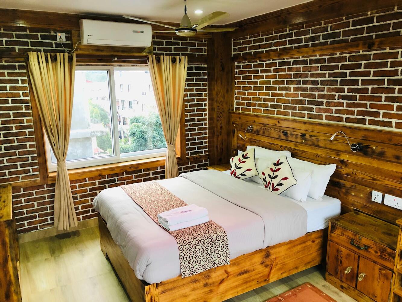 Kiwi Backpackers Hostel, Pokhara