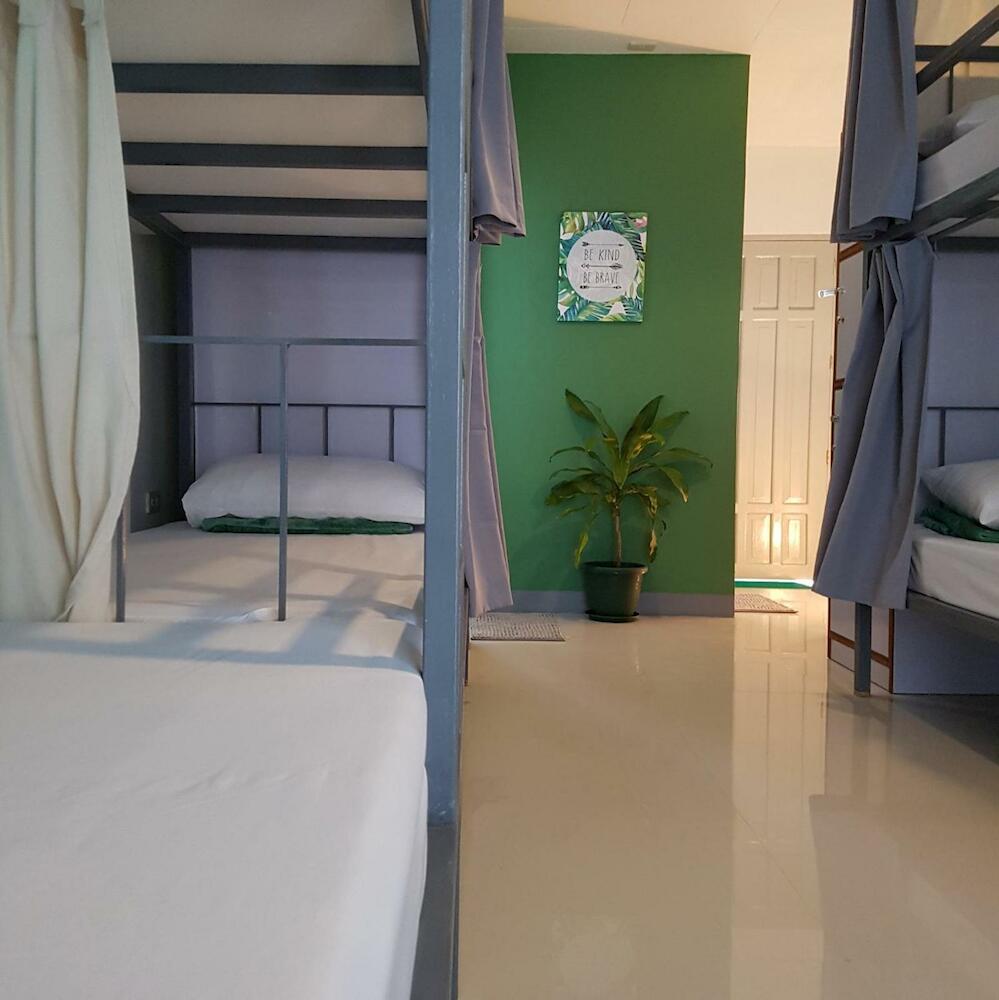 Green Turtle Backpackers Guesthouse, Puerto Princesa