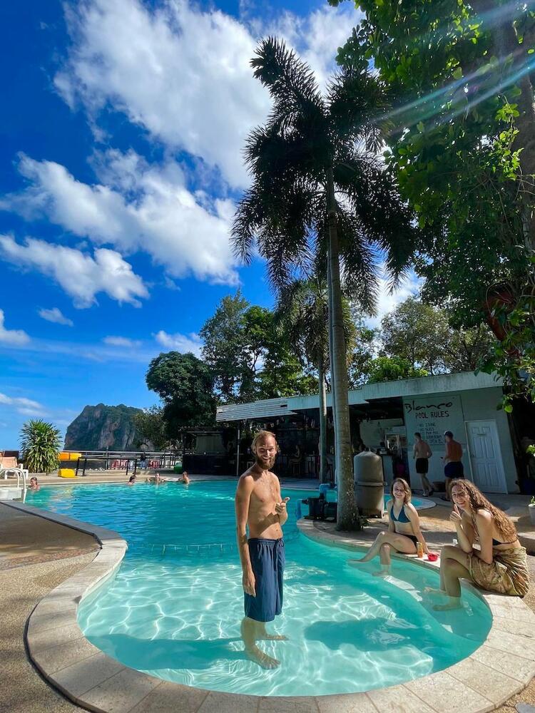 Blanco Hideout Railay, Railay Beach