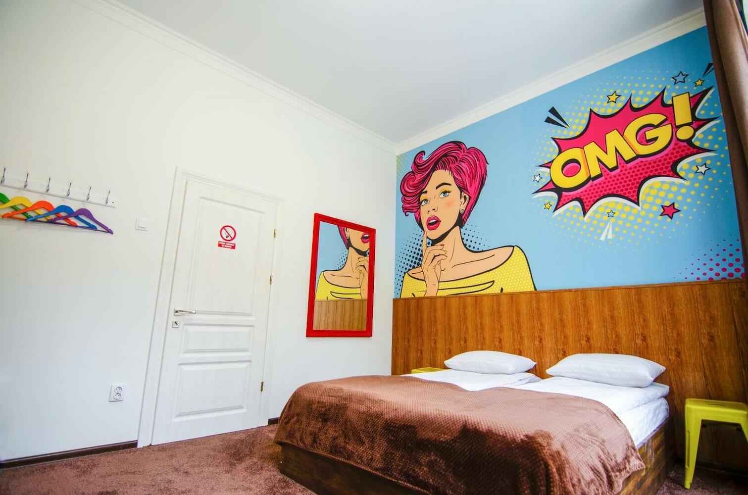 Pop Art Hostel, Lviv