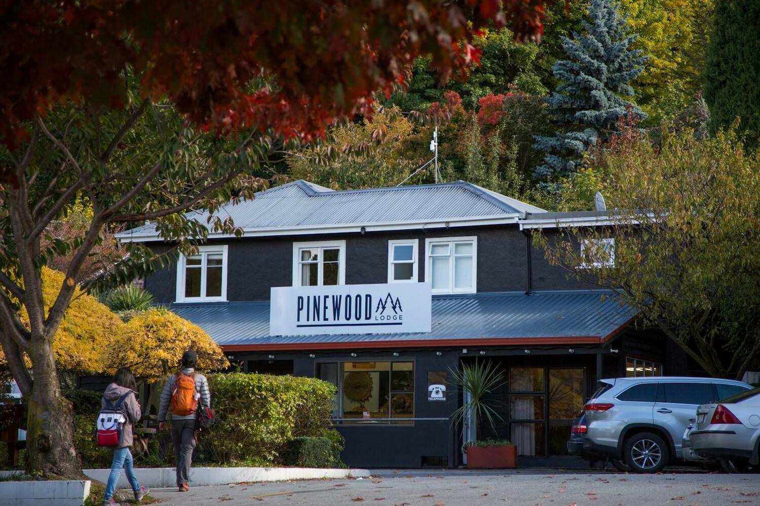 Pinewood Houses & Apartments, Queenstown