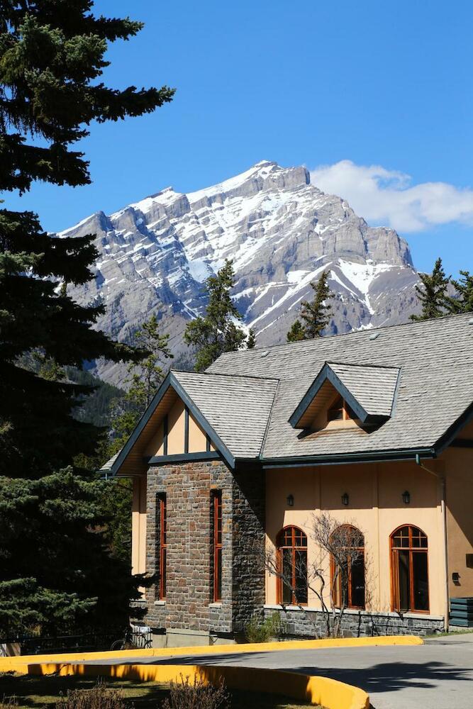 YWCA Banff Hotel, Banff National Park