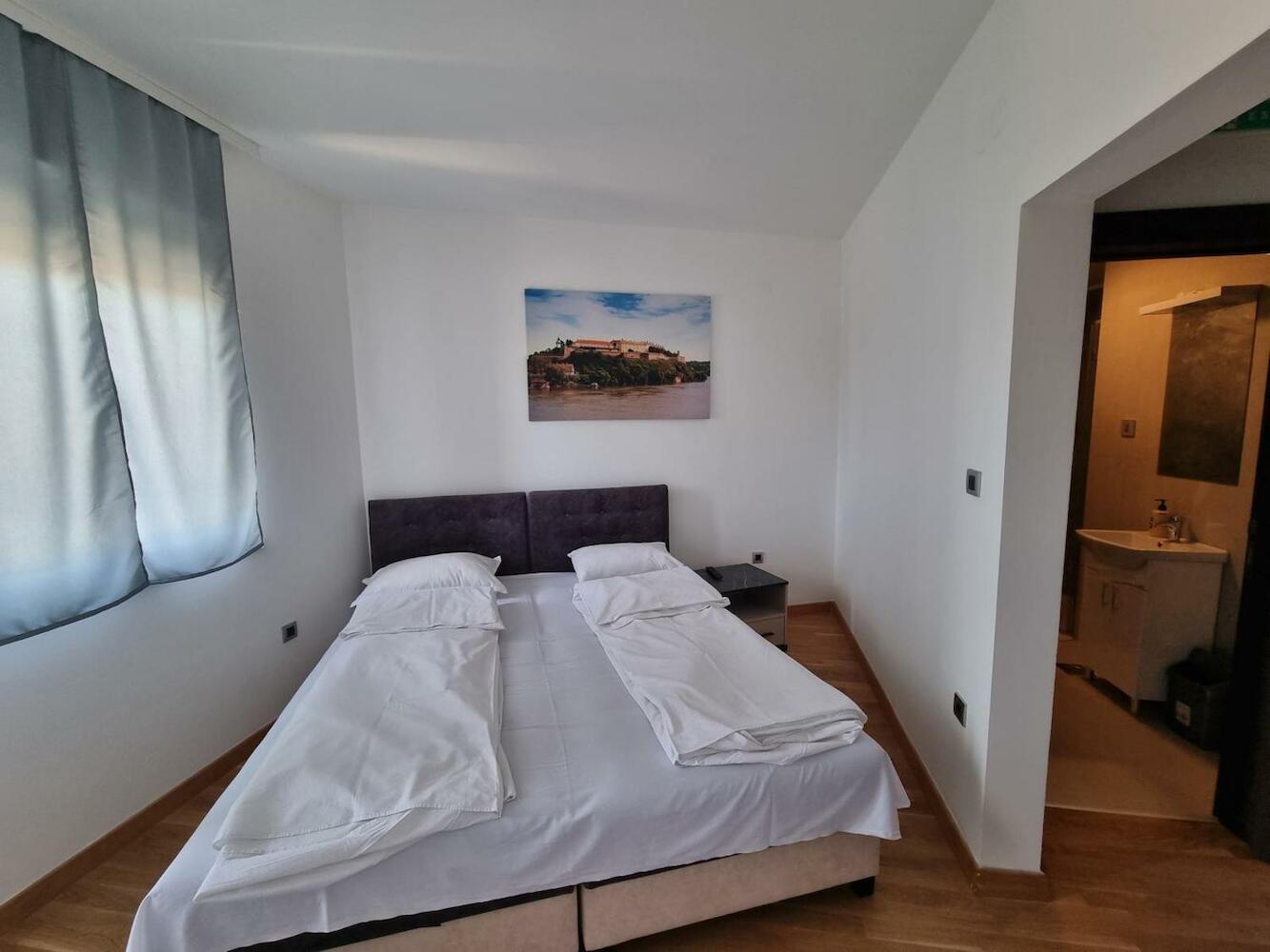 sobe room, Novi Sad