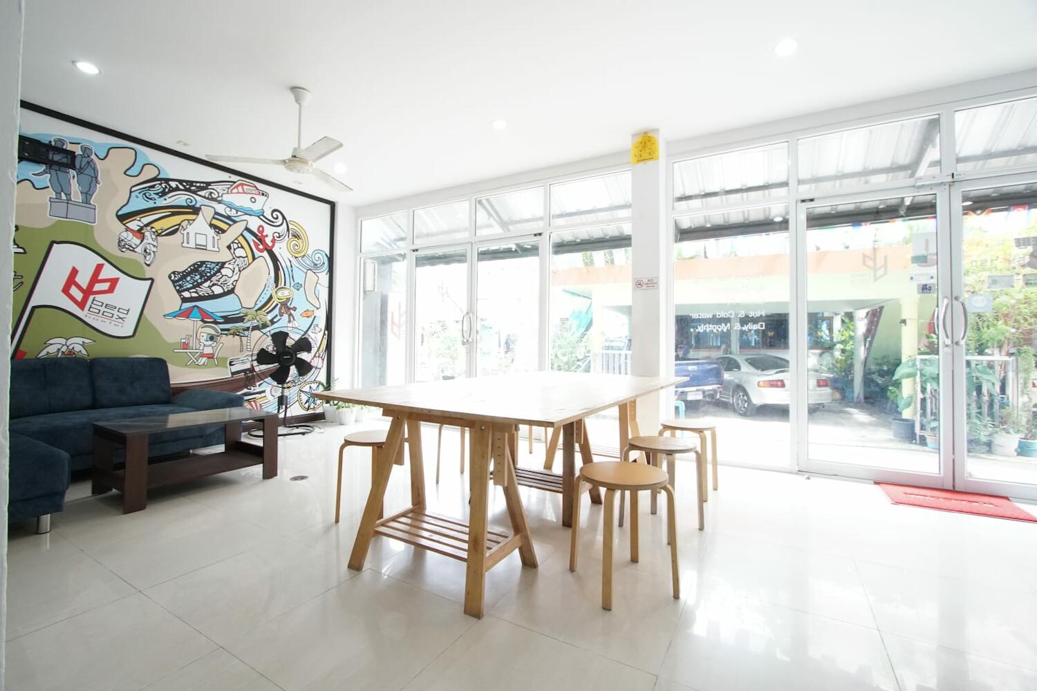 Bedbox Guesthouse & Hostel, Phuket Patong Beach