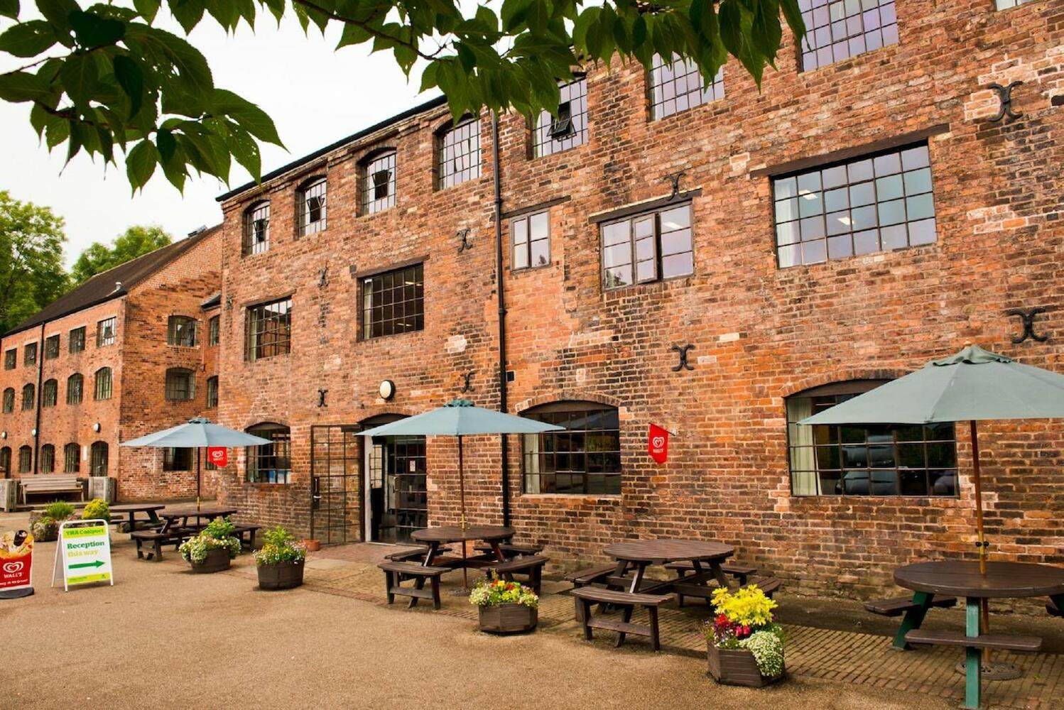 Get to know Coalport