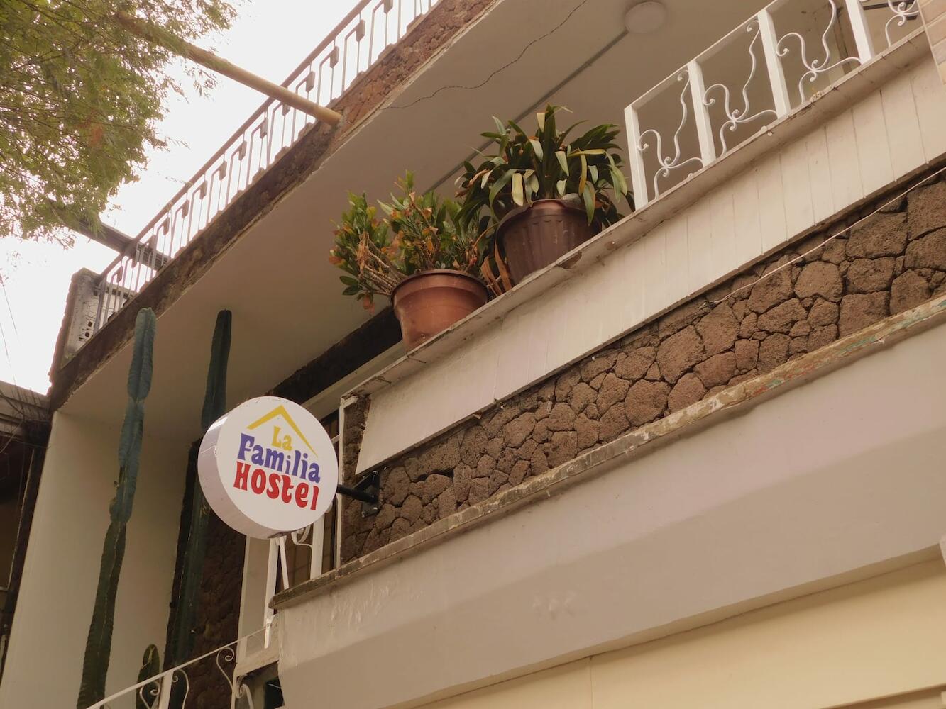 La Familia Hostel - Manila, Medellin