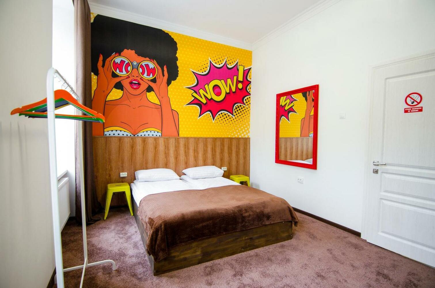 Pop Art Hostel, Lviv