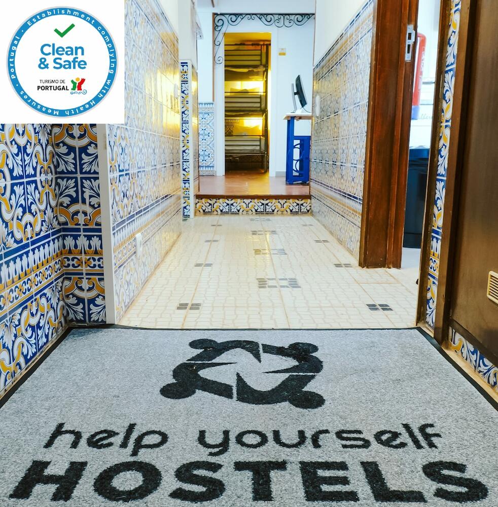 Help Yourself Hostels - Restelo, Lisbon