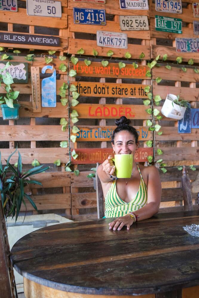 La Terraza Hostel, Flores