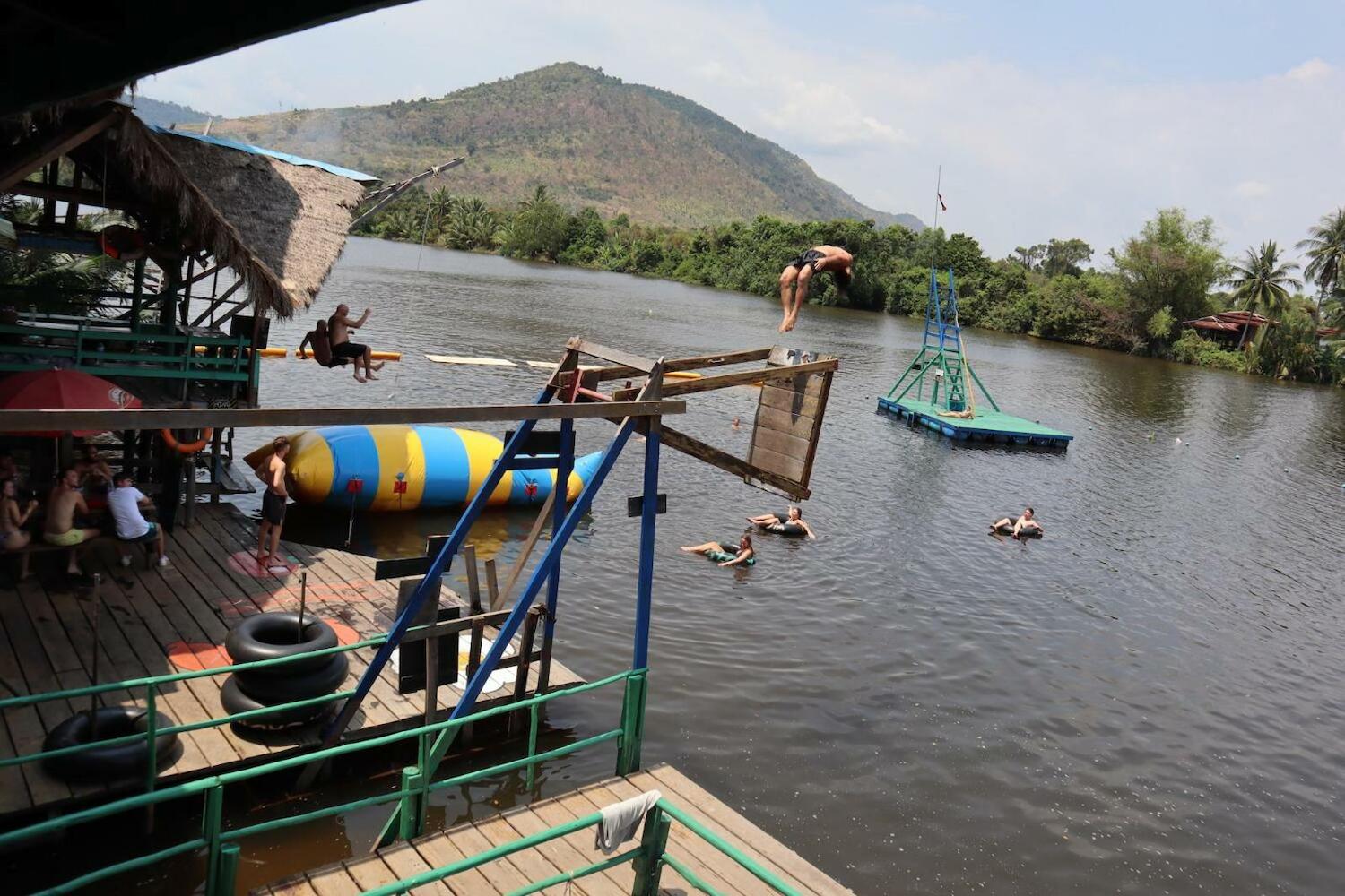 Arcadia Backpackers & Waterpark, Kampot