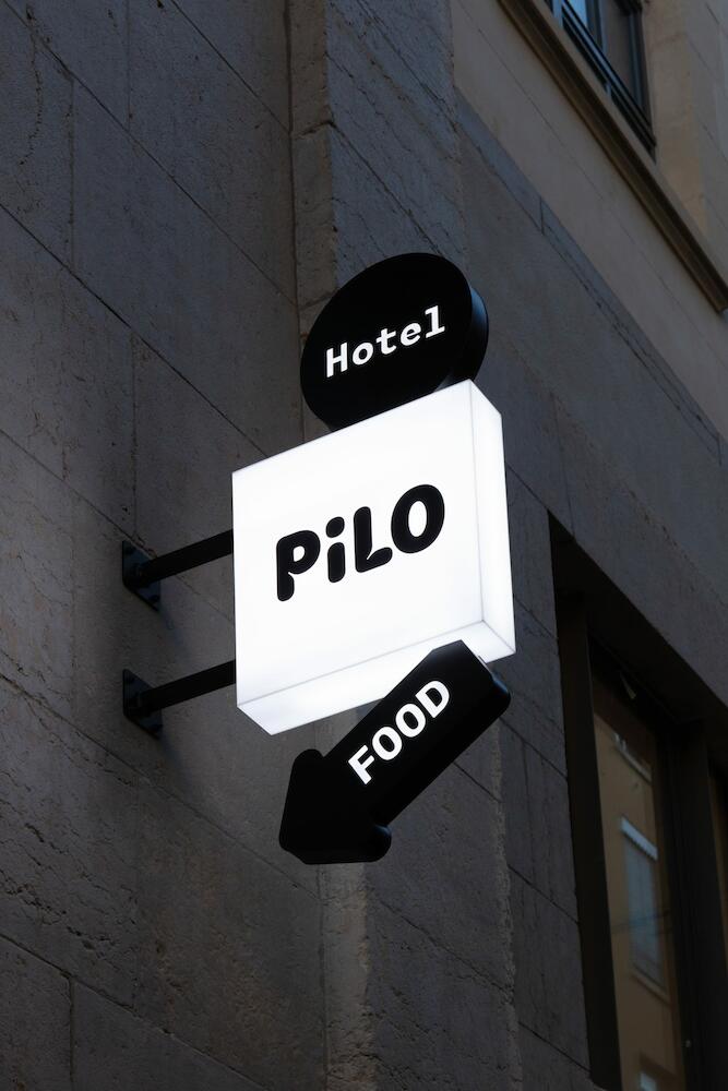 Pilo, Lyon