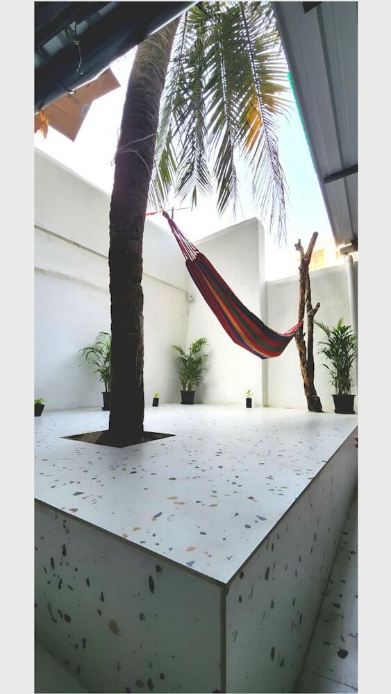 Hammock Hostels - Bandra, Mumbai