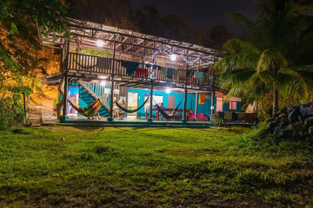 Luminosa Montezuma Hostel, Montezuma