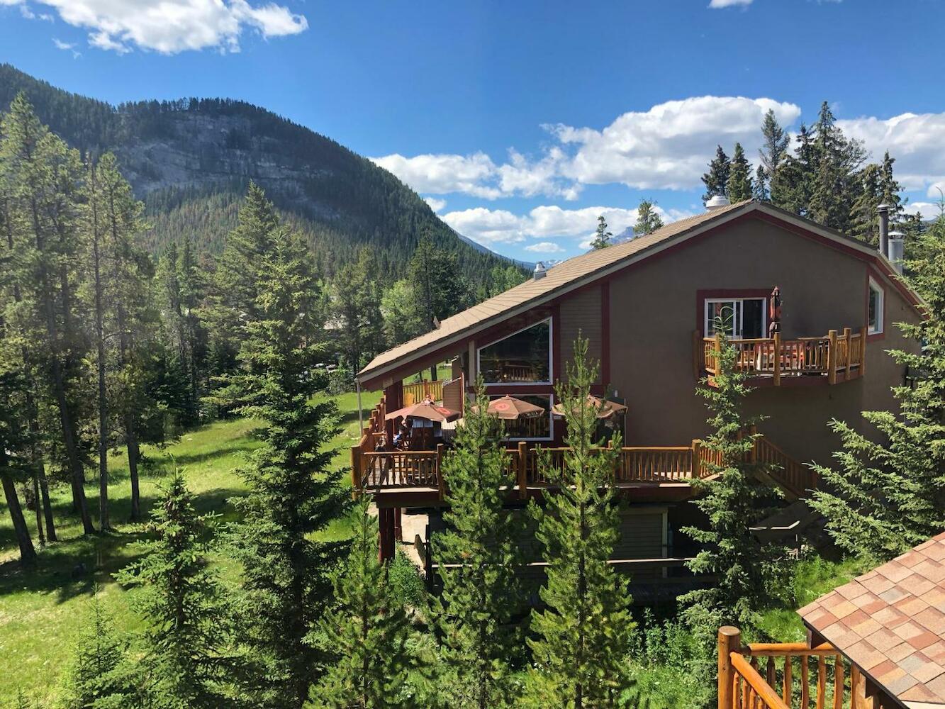 HI - Banff - Alpine Centre Hostel, Banff National Park