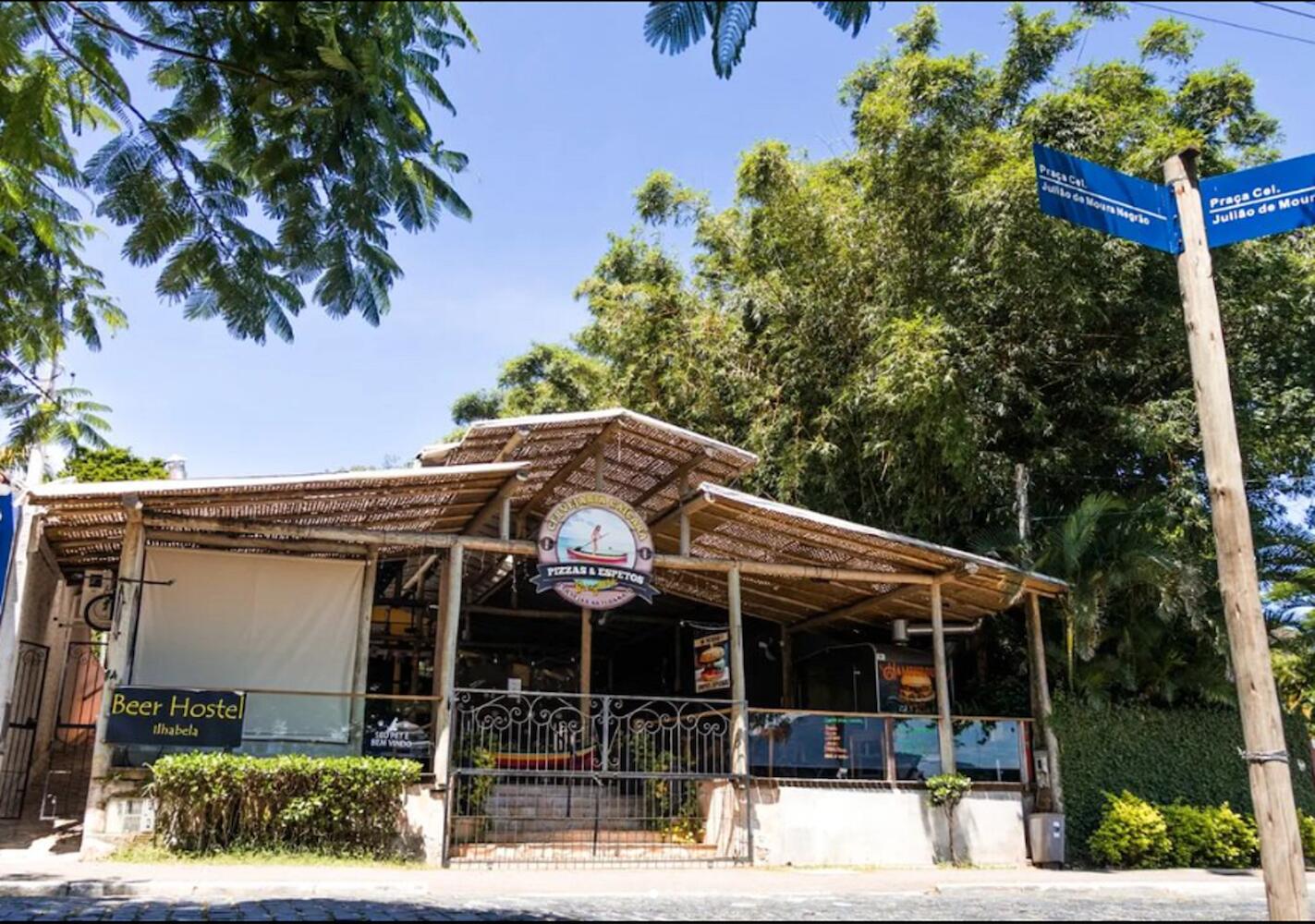 Beer Hostel Suites Privativas e Compartilhadas, Ilhabela