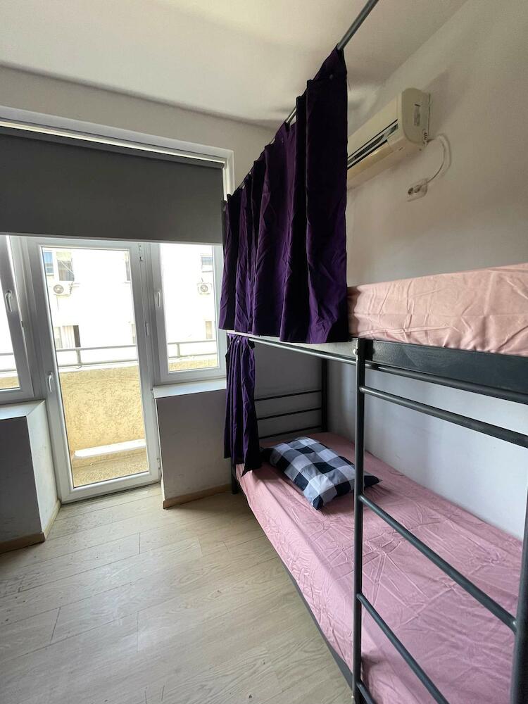 Newborn Comfort Hostel, Pristina