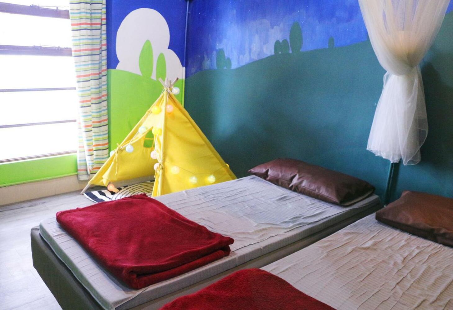 YHA Bradbury Jockey Club Youth Hostel, Hong Kong