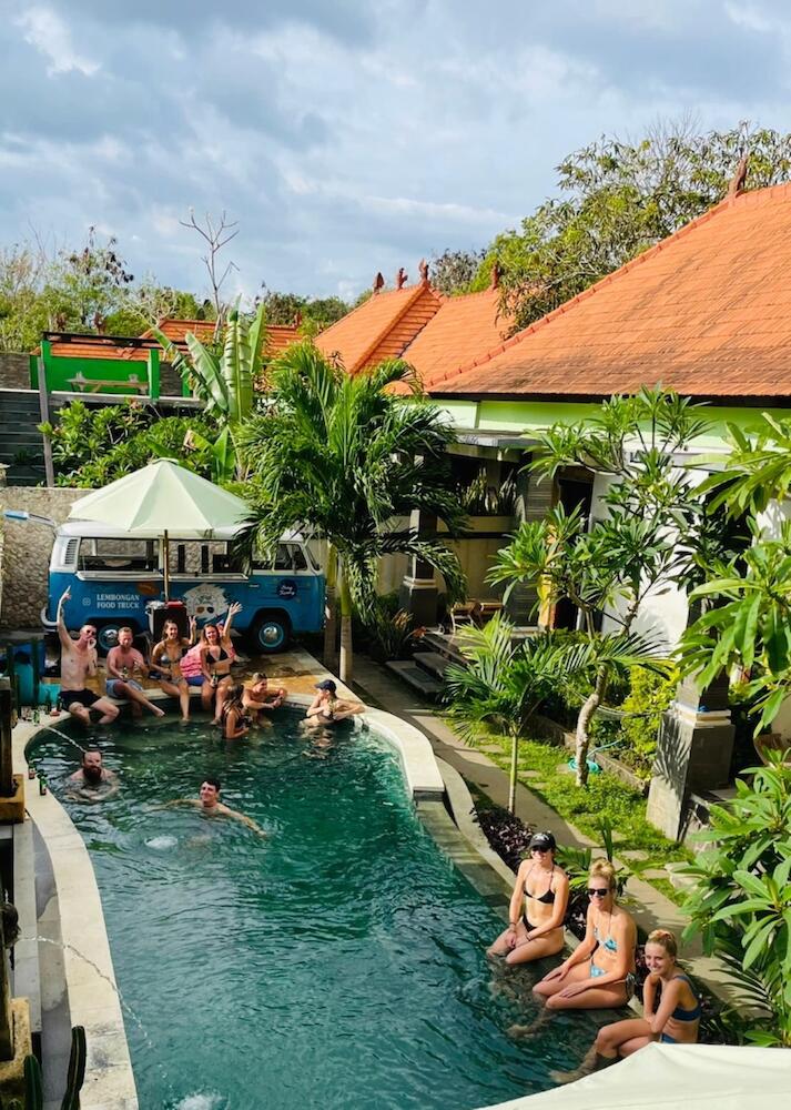 Lembongan Hostel, Nusa Lembongan