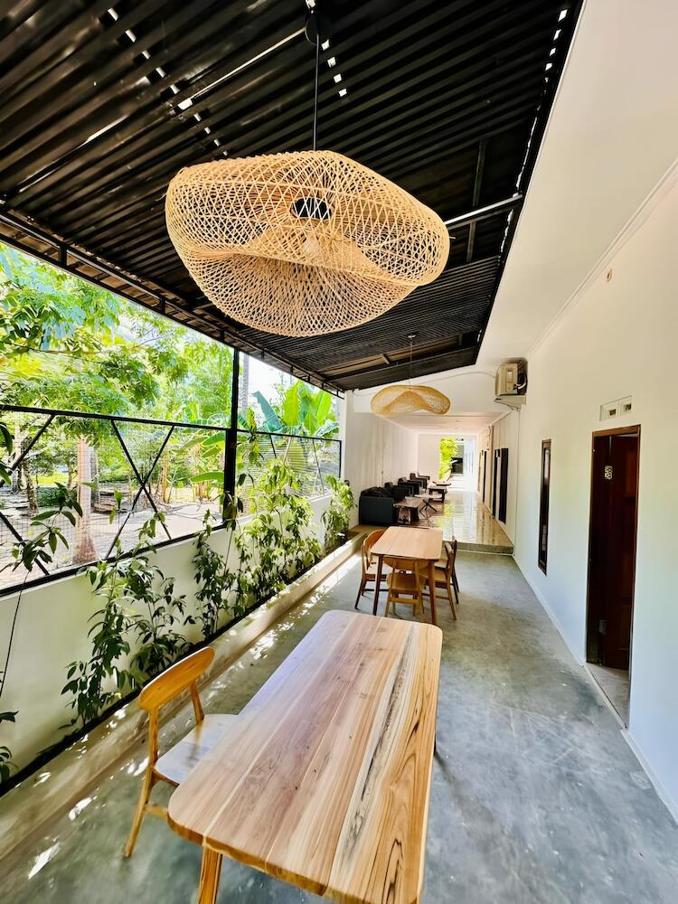 Waiwas Hostel, Kuta Lombok