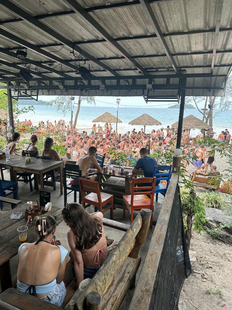 Nest Beach Club, Koh Rong