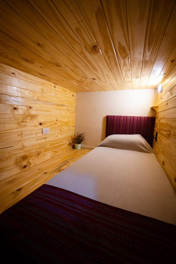 LEAD Pods Hostel, Salta