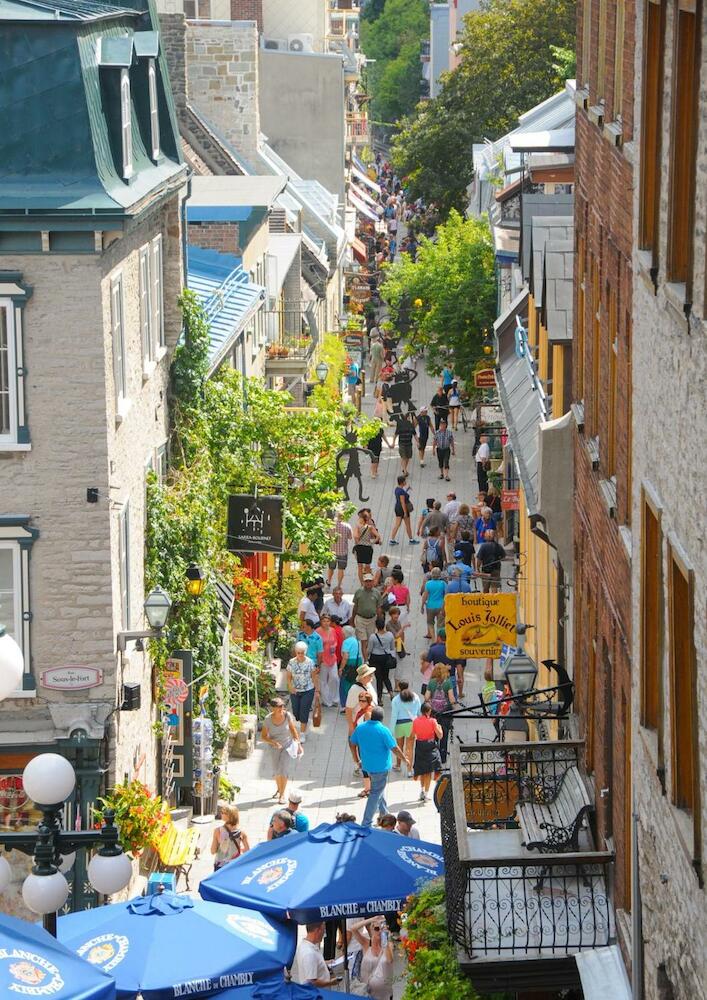 La Belle Planete Backpacker Hostel Downtown Quebec, Quebec City