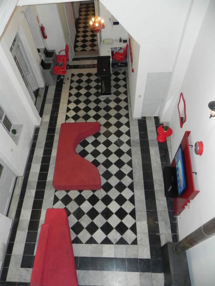 Student's Hostel, Montevideo