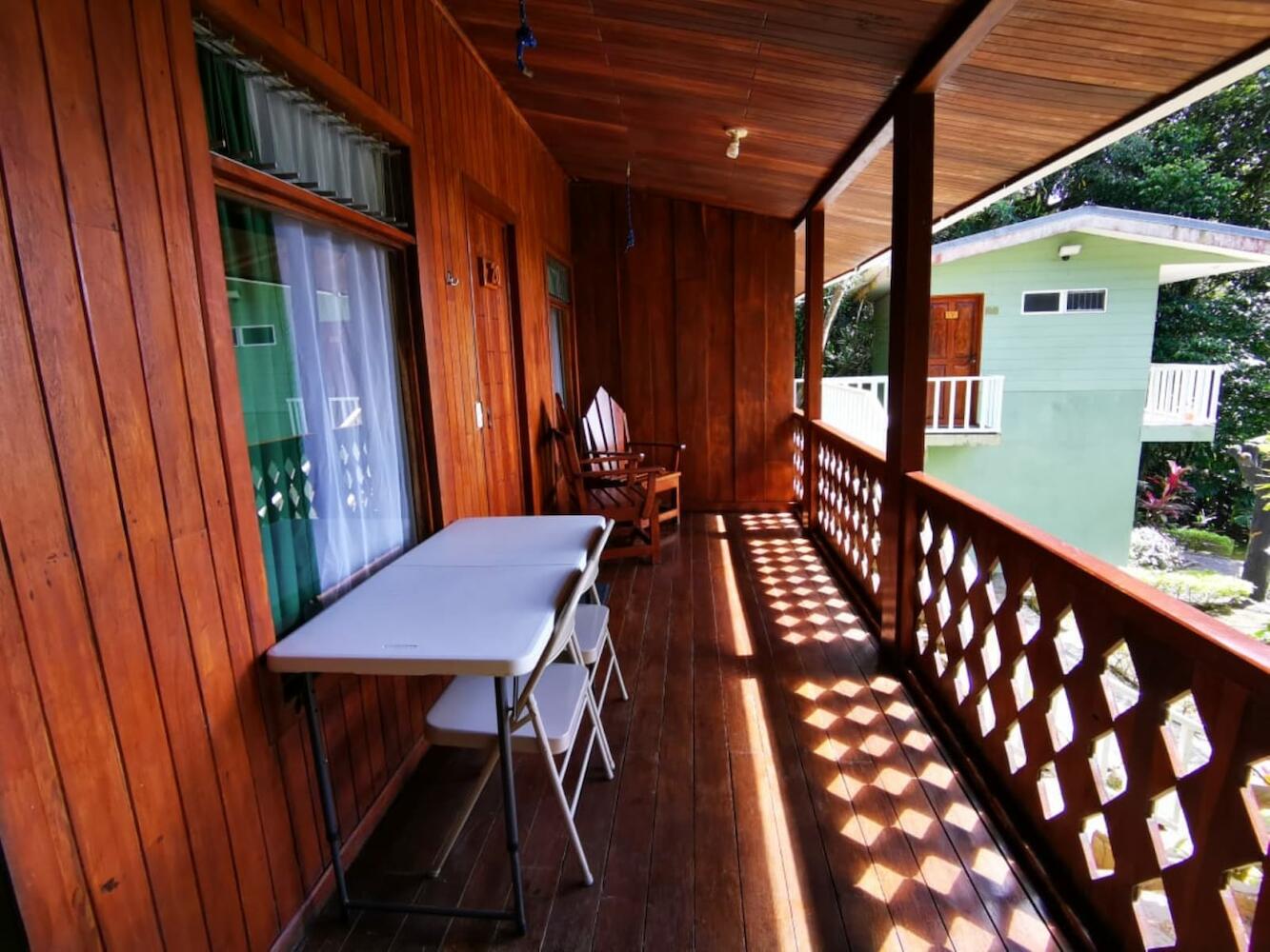 Quetzal Inn, Monteverde