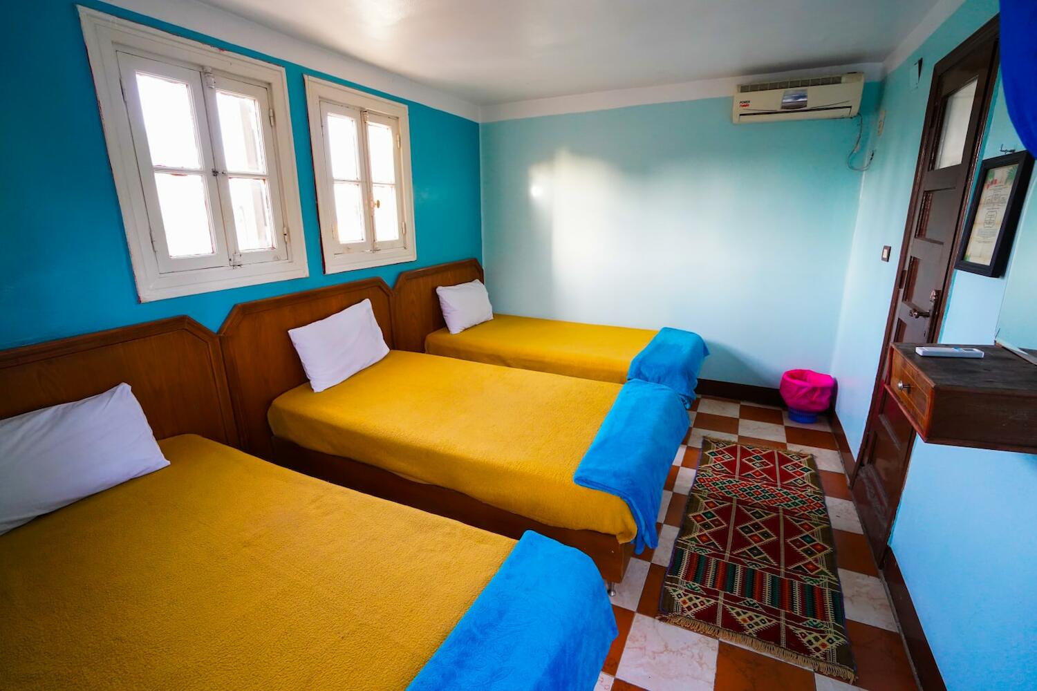 Dahab Hostel, Cairo