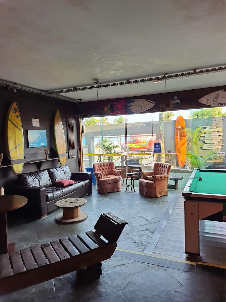 Curvao Surf House, Guarujá