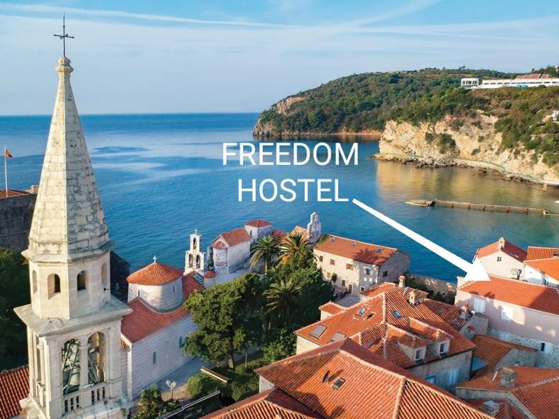 FREEDOM HOSTEL, Budva